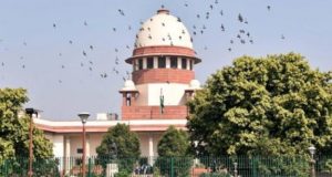 साफ हवा-पानी ना देने पर आम आदमी को दें मुआवजा, सरकार को सुप्रीम कोर्ट का नोटिस