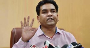 कोर्ट में चला कपिल मिश्रा का वीडियो, SG से बोले जज- CP से पूछिए FIR हो या नहीं