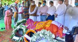 मुख्यमंत्री योगी आदित्यनाथ ने लालजी टंडन को दी श्रद्धांजलि