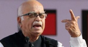 आडवाणी ने लगाया ‘जय श्री राम’ का नारा, बोले- आज खुशी का दिन