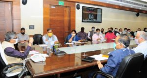 प्राथमिकता  पर किसानों को किया जाये भूमि के मुआवजा का वितरण—मुख्य सचिव राजेन्द्र कुमार तिवारी