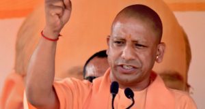 भोले-भाले किसानों के कंधे पर बंदूक रखकर  अराजकता पैदा करना चाहता है विपक्ष — सीएम योगी