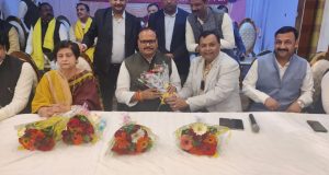 युवा देश एवं व्यापार मंडल को समग्र विकास की ओर अग्रसर करेंगे—मंत्री बृजेश पाठक