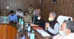 उत्तर काशी में सीएम रावत ने मानसूनकाल में आपदा से  निपटने के लिए पर्याप्त संसाधन मौजूद रखने के निर्देश दिए