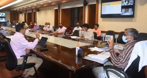 स्मार्ट सिटी योजना में आगरा, वाराणसी का कार्य सराहनीय , मेट्रो योजना में कानपुर की प्रगति प्रशंसनीय —मुख्य सचिव
