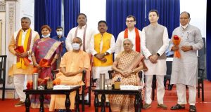 योगी कैबिनेट में शामिल हुए सात नए मंत्री, जितिन प्रसाद ने कैबिनेट मंत्री पद की ली शपथ