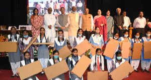 वर्तमान सरकार माध्यमिक विद्यालयों में अध्ययनरत विद्यार्थियों को गुणवत्ता परक शिक्षा उपलब्ध कराने के लिए दृढ़ संकल्प—उपमुख्यमंत्री डॉ दिनेश शर्मा