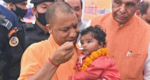 मुख्यमंत्री ने सिद्धार्थनगर से प्रदेशव्यापी ‘विशेष संचारी रोग नियंत्रण एवं दस्तक अभियान’ का शुभारम्भ किया