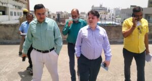 कमिश्नर व वीसी ने बजट होटल और सी0जी0 सिटी का निरीक्षण किया