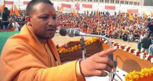 सपा के गढ़ में बोले सीएम योगी: चाचा शिवपाल की स्थित तो पैंडुलम, फुटबॉल जैसी,शाक्य को जिताने के लिए मतदाताओं से अपील की