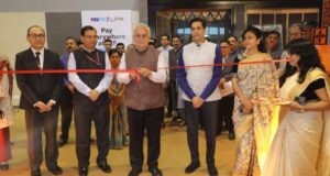 मुख्य सचिव  ने  ट्रेड फेयर में किया यूपी पवेलियन का उद्घाटन, निवेशकों से कहा, यूपी आइये