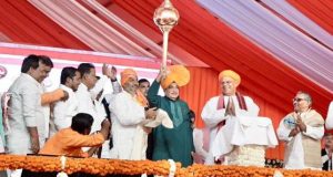 केंद्रीय मंत्री नितिन गडकरी ने  बलिया में 6500 करोड़ रुपये के निवेश से 7 राष्ट्रीय राजमार्ग परियोजनाओं का उद्घाटन किया