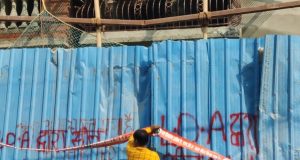 LDA: गोमतीनगर विस्तार में तीन अवैध प्लाटिंग पर चला बुलडोजर, होटल-अपार्टमेंट समेत तीन अवैध निर्माण सील किये गये