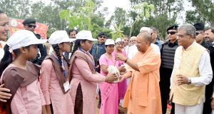 मुख्यमंत्री ने जनपद बिजनौर स्थित महात्मा विदुर की तपोस्थली विदुर कुटी से वृक्षारोपण जन अभियान-2023 का शुभारम्भ किया