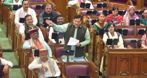 अयोध्या-वाराणसी के साथ 17 महानगरों को भी सोलर सिटी बनाएगी योगी सरकार