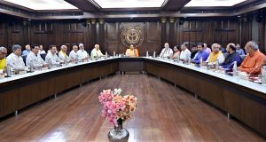 मुख्यमंत्री योगी का मंत्रियों को दिशा-निर्देश, फील्ड में जाएं, जनता की समस्याओं को सुनें, और समाधान सुनिश्चित कराएं