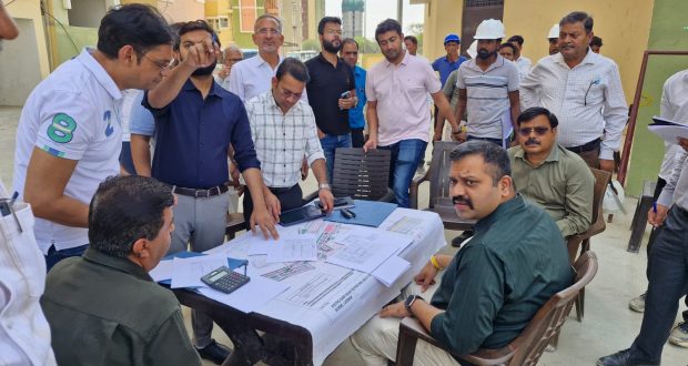 एलडीए उपाध्यक्ष ने अटल नगर योजना में  500 चार पहिया वाहनों के लिए मल्टीलेवल पार्किंग बनाने के निर्देश दिए